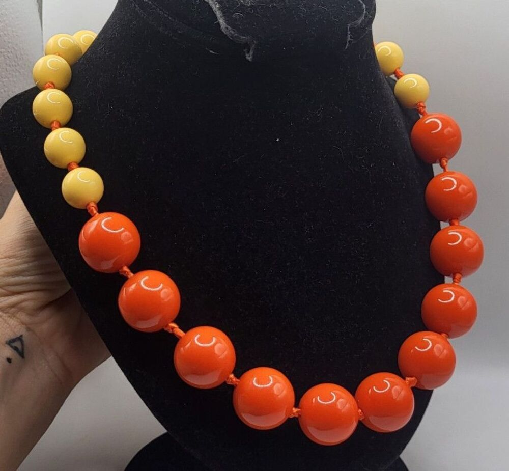 Vintage Acrylic Necklace Chunky Graduated Gumball Orange Yellow Mod 1960s 21in